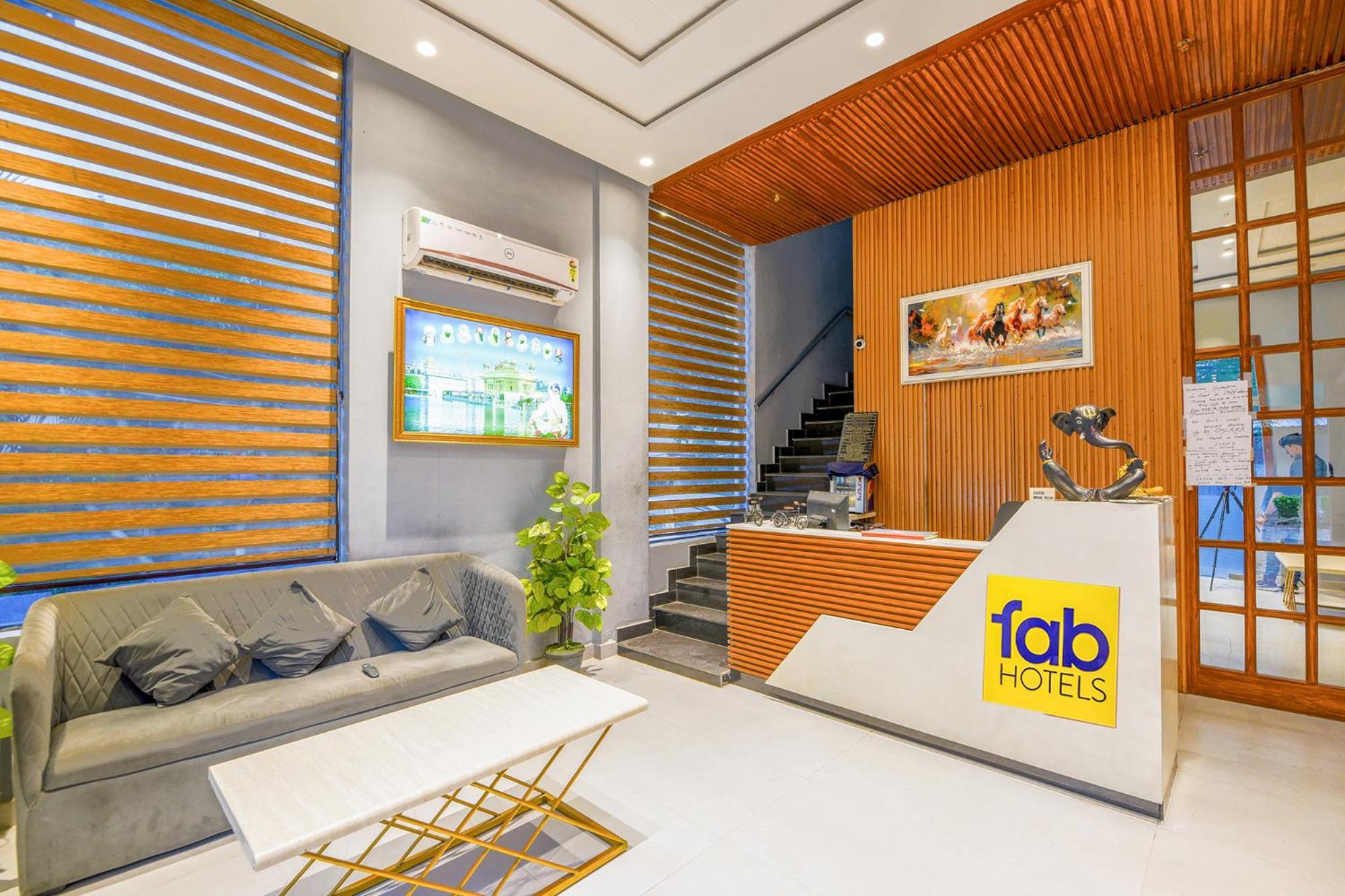 Fabhotel Amar Villa Amritsar Exterior photo